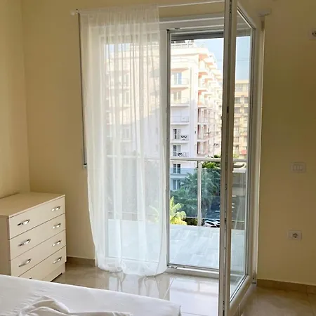 Deja Blue Apartment *